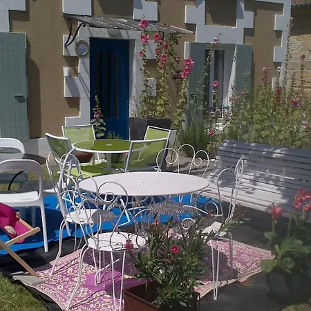 Grande Maison Avec Vue Sur Le Chenal Superbes Couches De Soleil Sur L Estuaire De La Gironde! Dom wakacyjny