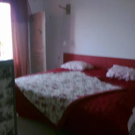 Grande Maison Avec Vue Sur Le Chenal Superbes Couches De Soleil Sur L Estuaire De La Gironde!