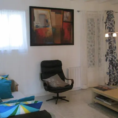 Grande Maison Avec Vue Sur Le Chenal Superbes Couches De Soleil Sur L Estuaire De La Gironde!